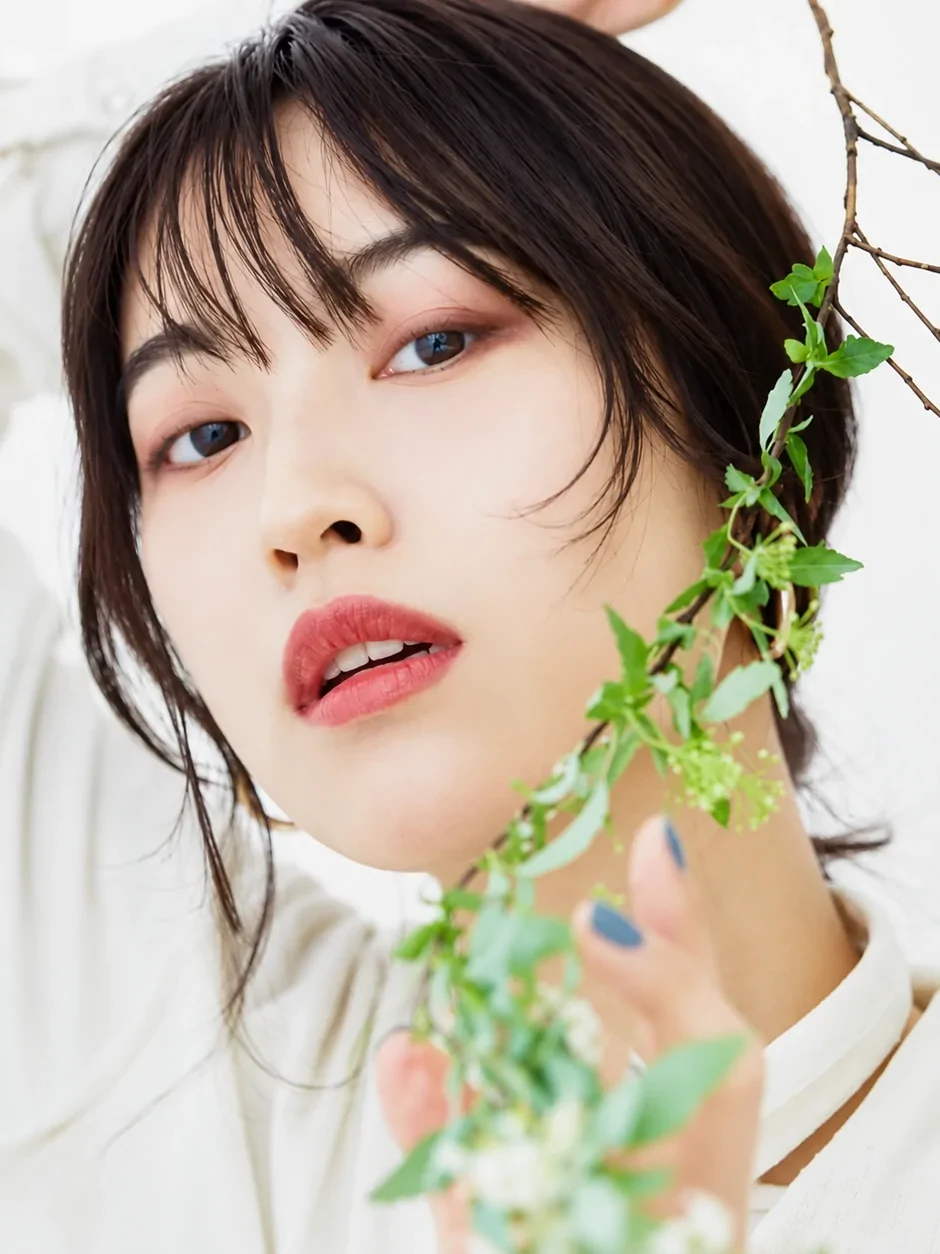Aoi - Liliana Models