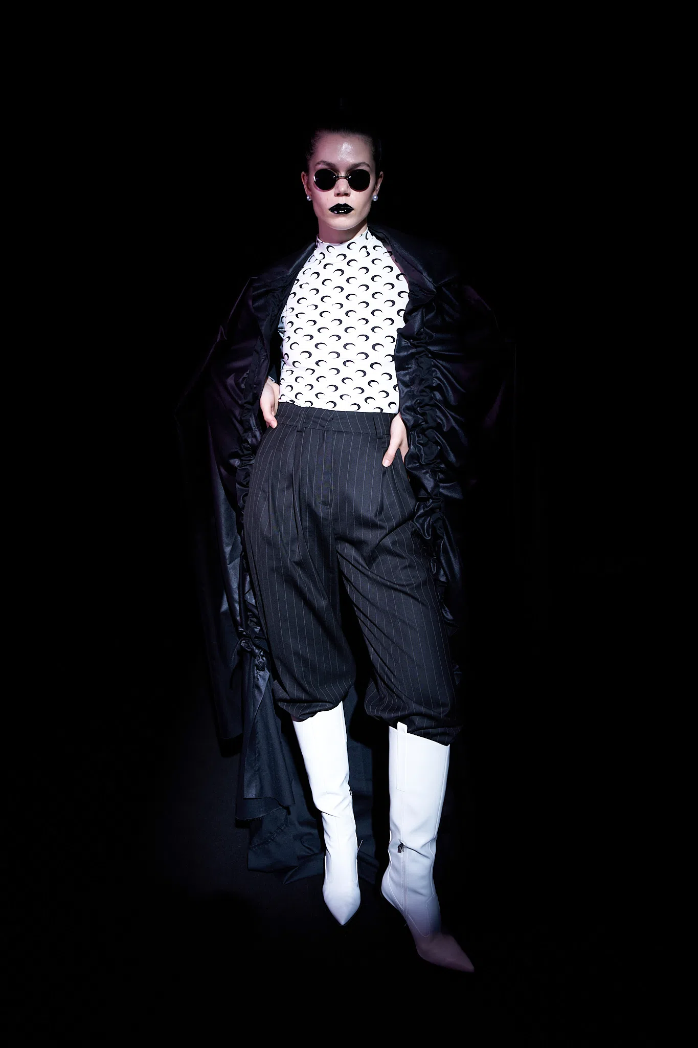 Photo 5 is for サーシャ.