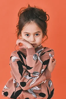 ミリ - Liliana Models