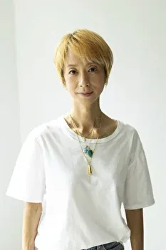 舞 - Liliana Models