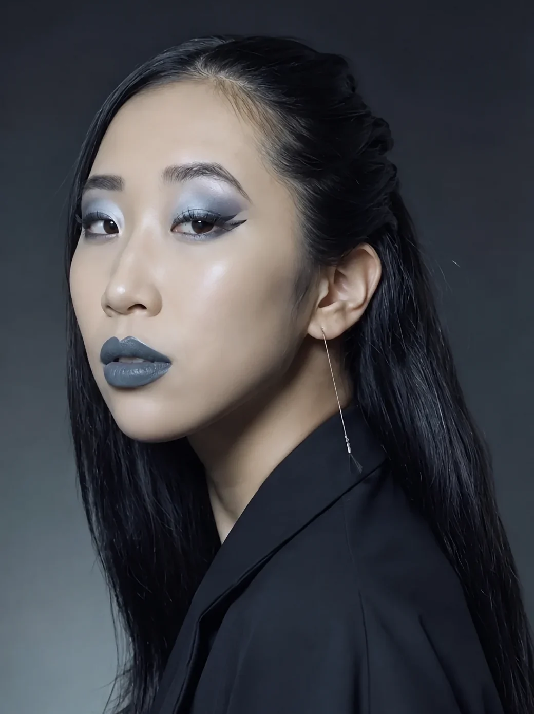 真央 - Liliana Models