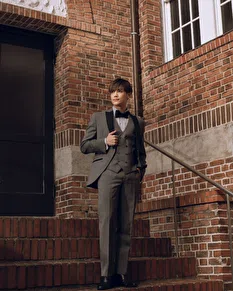 priv3__rafael-2407-full_length_photo-678eaac55c0b1-678eaac55c0b5-678eaac55c0b6