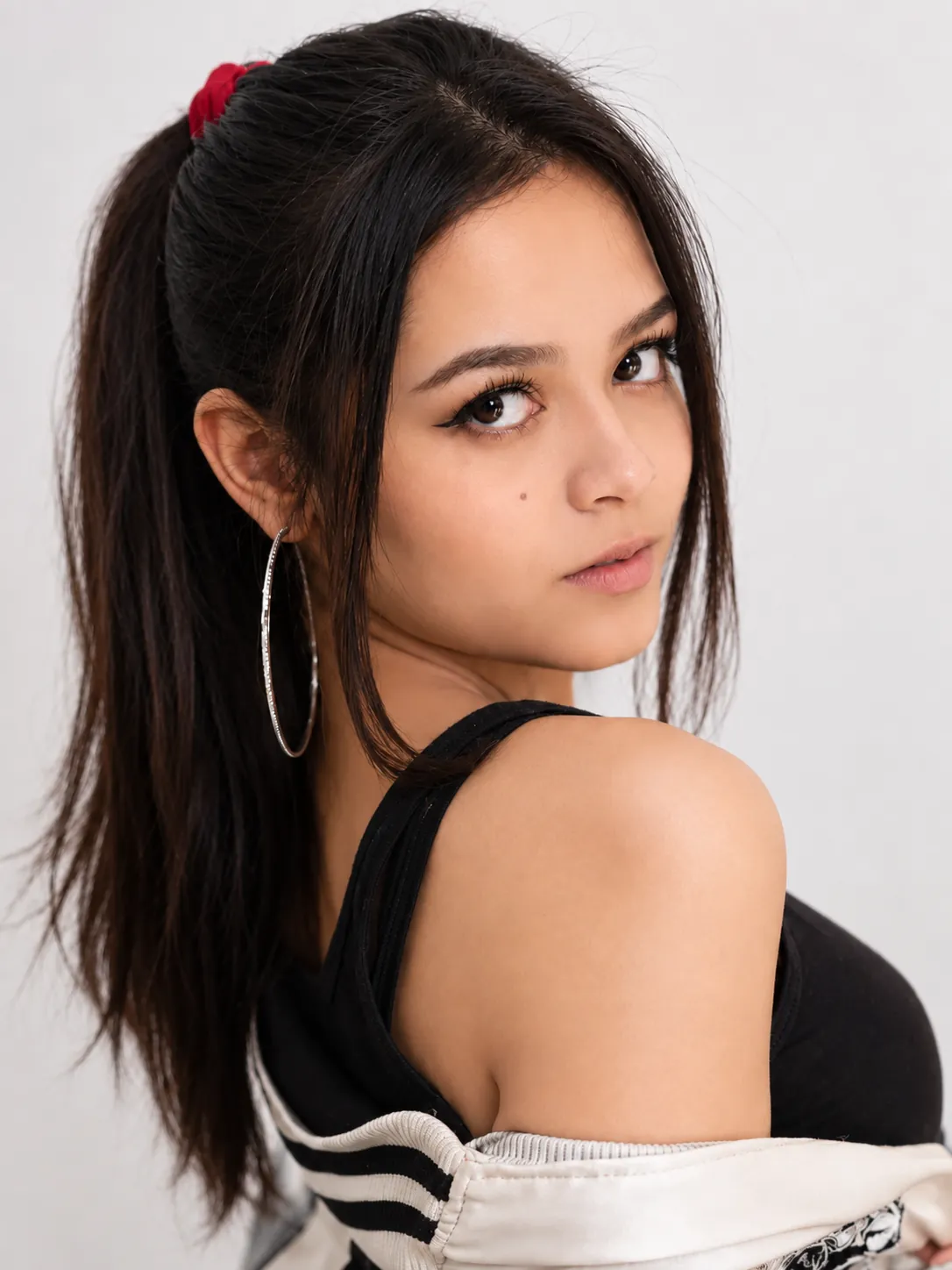 アユ - Liliana Models