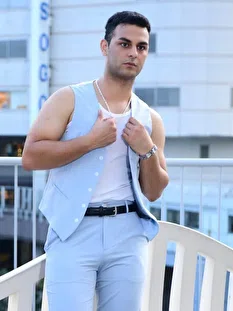 priv3__arash-2802-full_length_photo-679ba1575c6c8-679ba1575c6cd-679ba1575c6ce