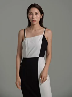 priv3__kasumi-3015-polaroid_waist_up_photo-676c21a06c54d-676c21a06c554-676c21a06c555