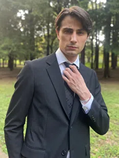 priv3__hugo-d-3230-full_length_photo-676fa5c8eb3ad-676fa5c8eb3b4-676fa5c8eb3b5