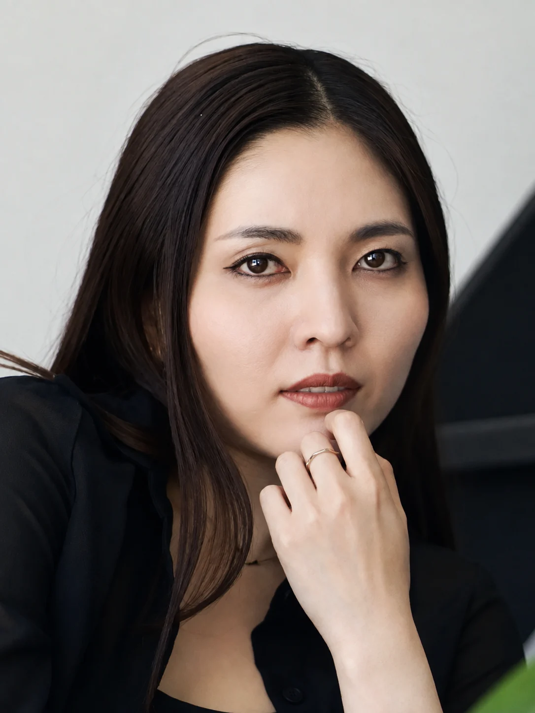 実那子 - Liliana Models