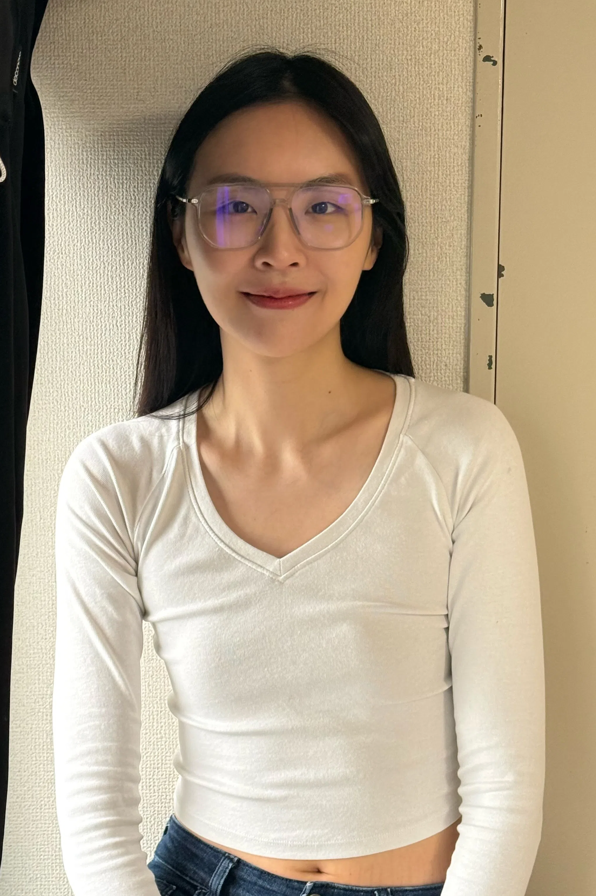 Photo 1 is for イ・フィ.