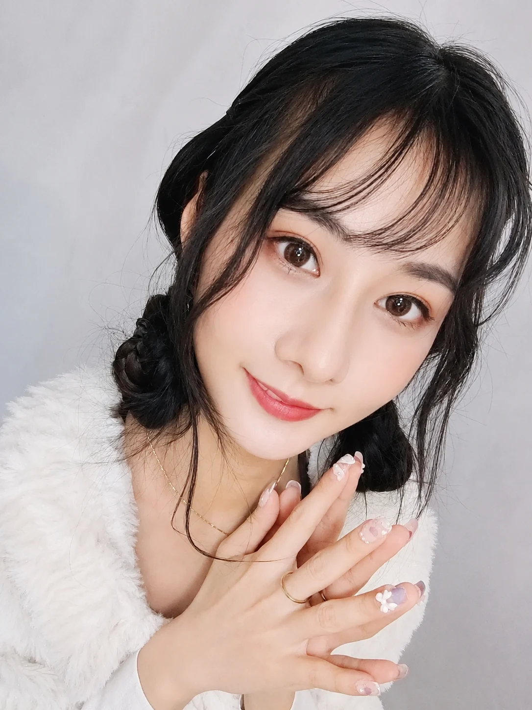 ゆゆ - Liliana Models