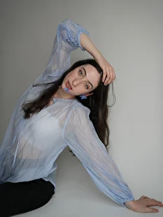 絵園 - Liliana Models
