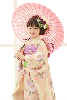 エマ - Liliana Models