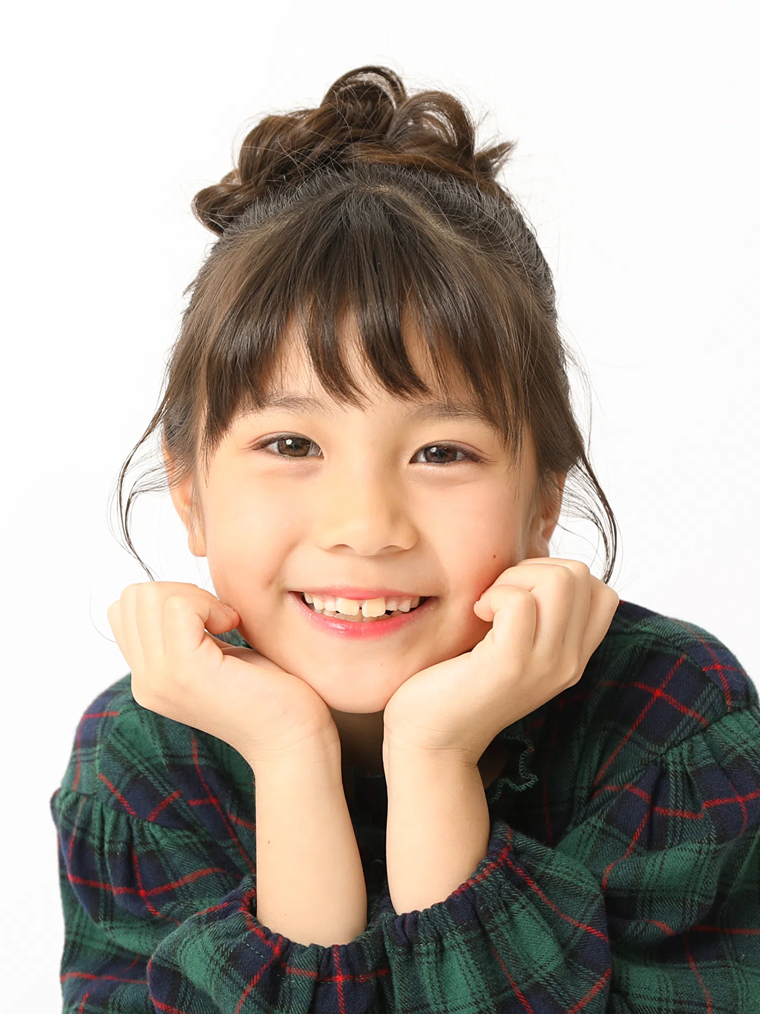 瑚子
