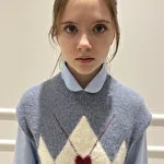 Photo 1 is for アナスタシア.