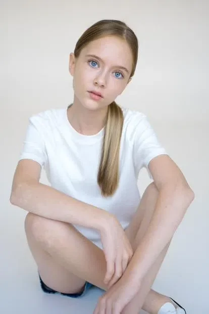 Photo 1 is for アナスタシア.