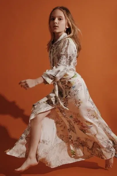 Photo 4 is for アナスタシア.