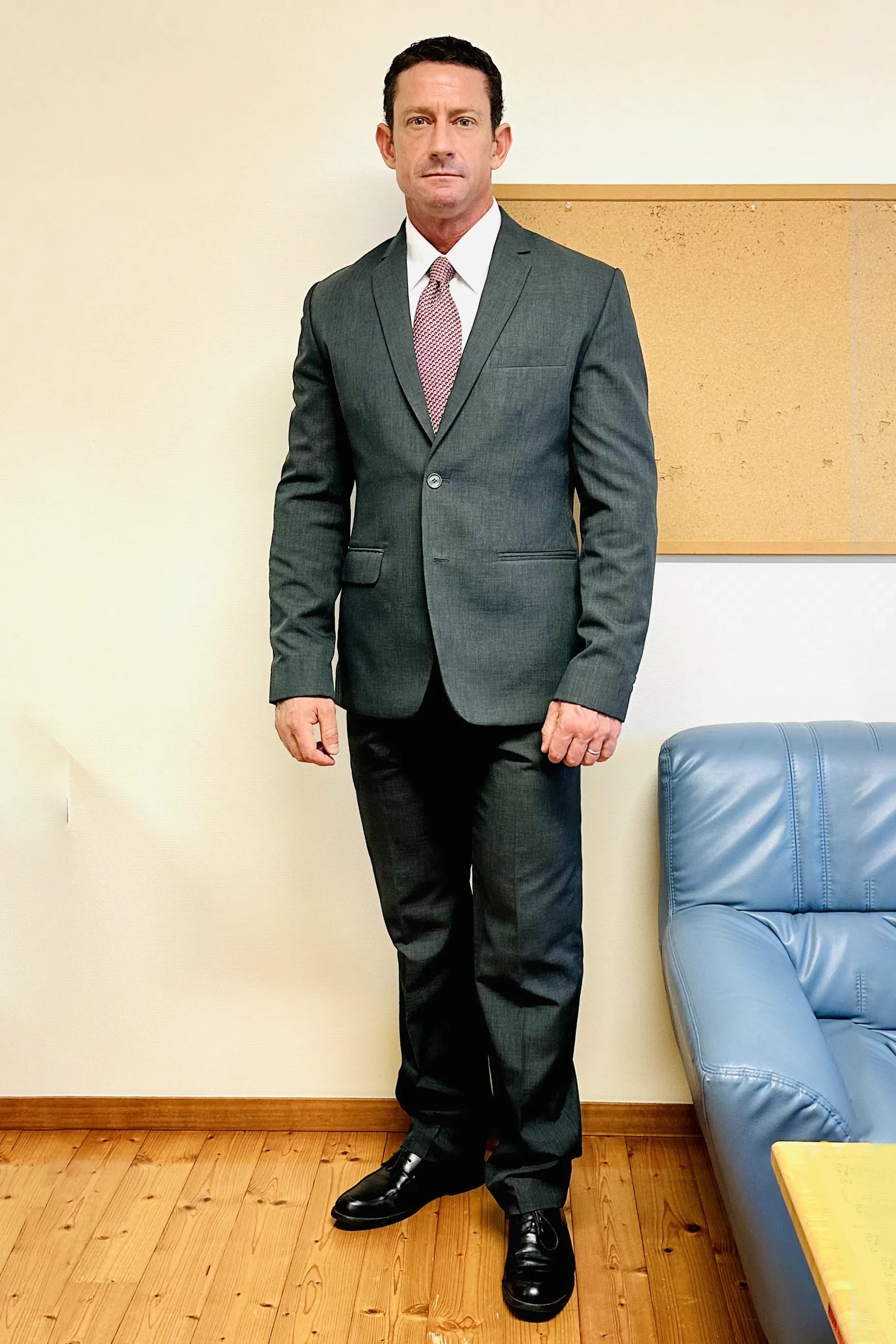 Photo 2 is for リー.