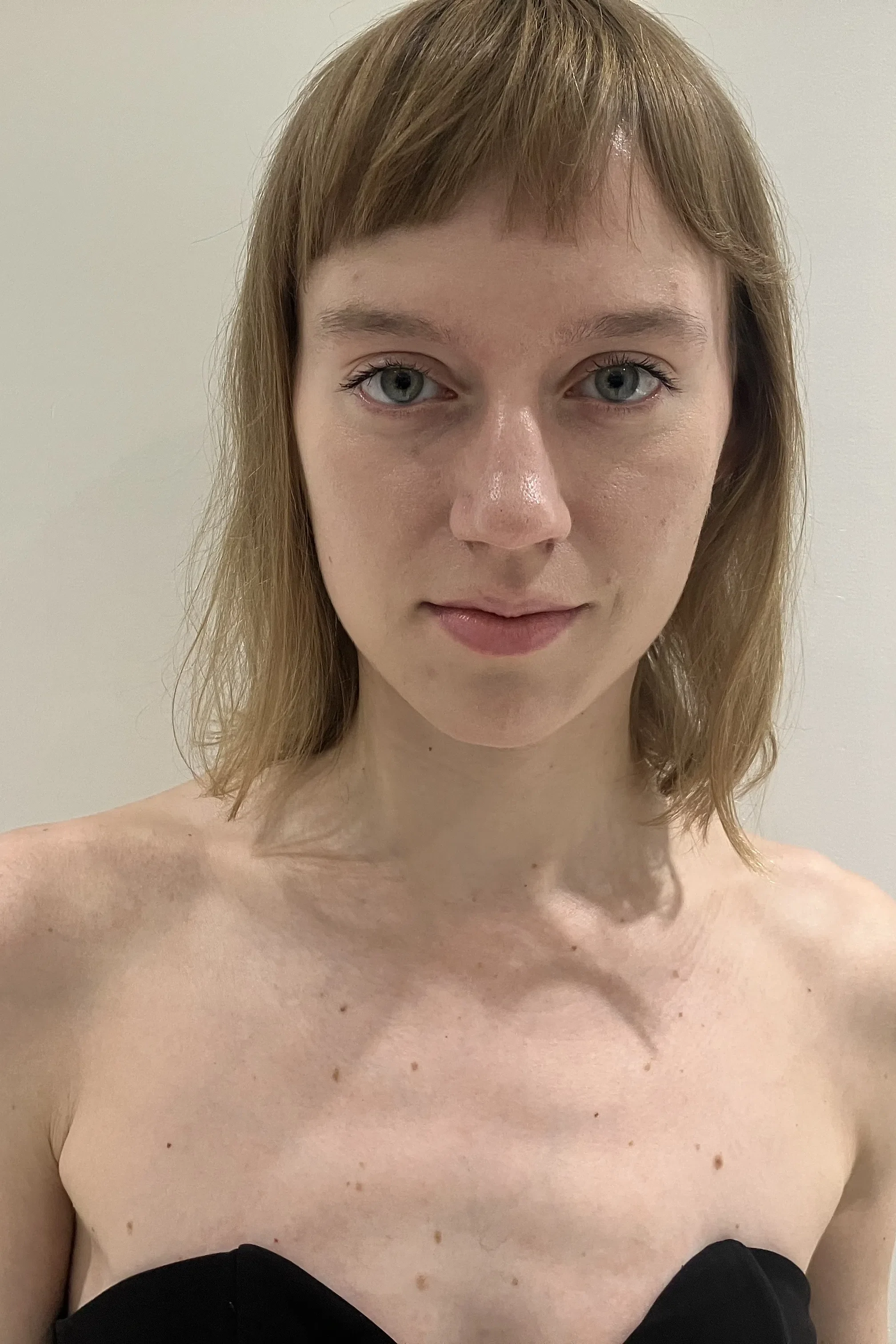 Photo 1 is for リン.