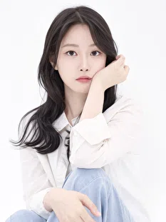 minjeong jeong 4043 Image polaroid waist up photo