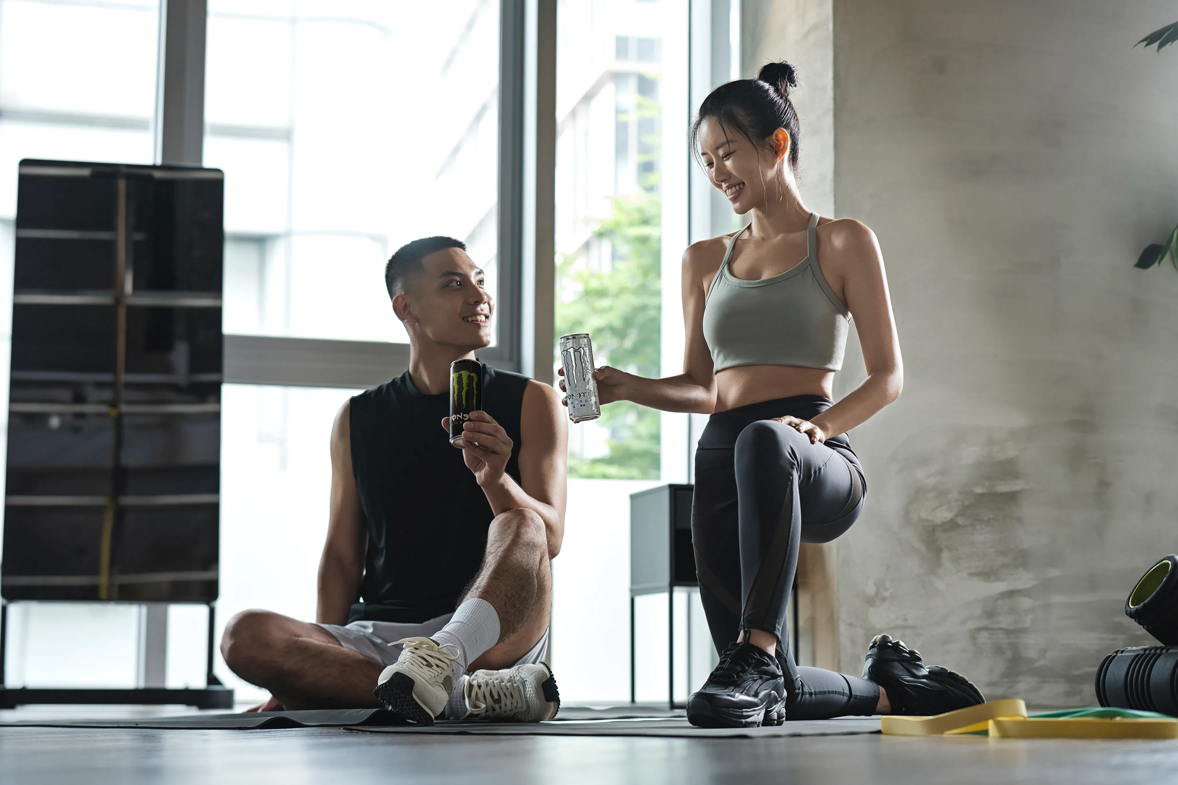 Photo 4 is for テリン.