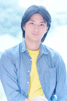 Oliver Chan 4088 Image polaroid waist up photo