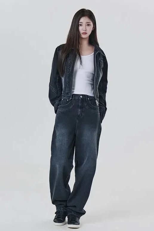 Photo 8 is for ジナ.