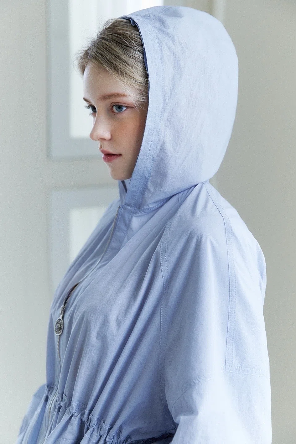 Photo 12 is for アリーナ.