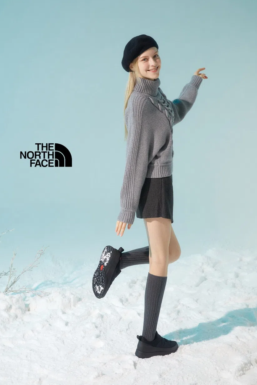 Photo 5 is for アリーナ.