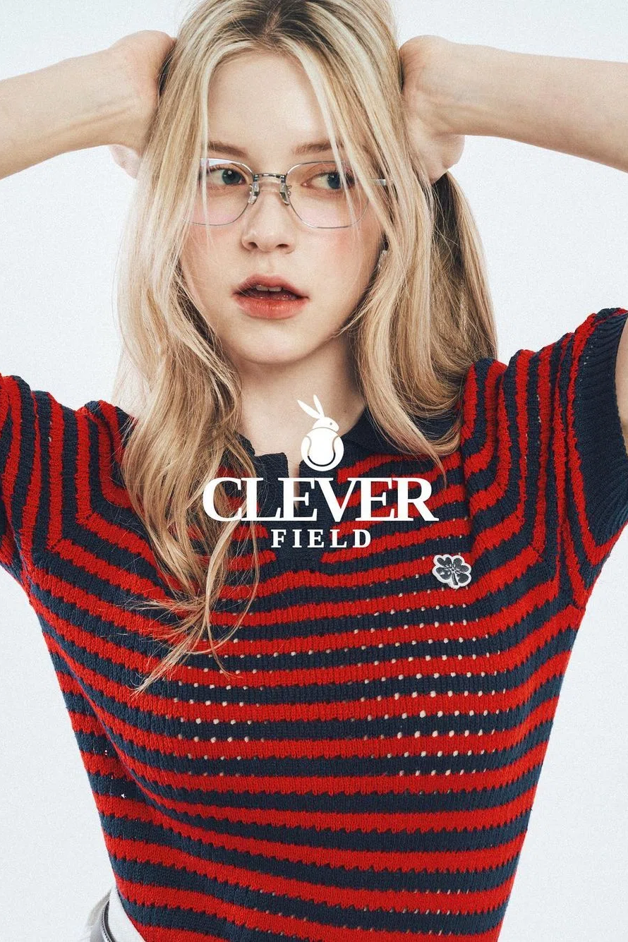 Photo 2 is for アリーナ.