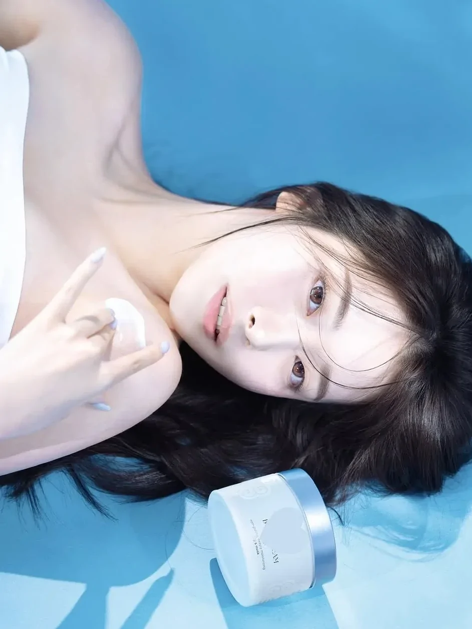 Photo 1 is for ジェリョン.