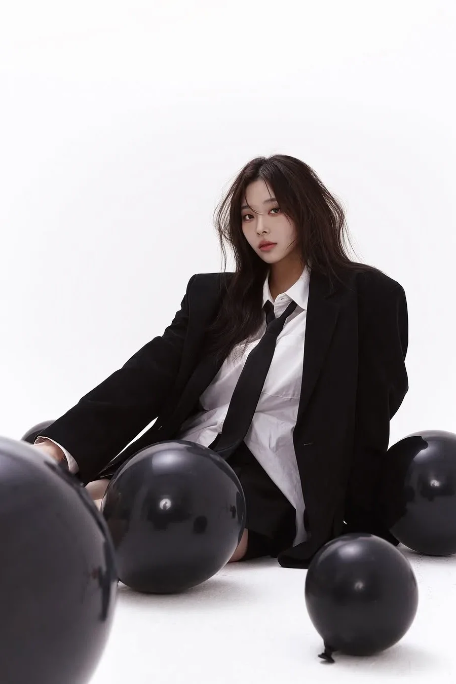 Photo 2 is for ジェリョン.