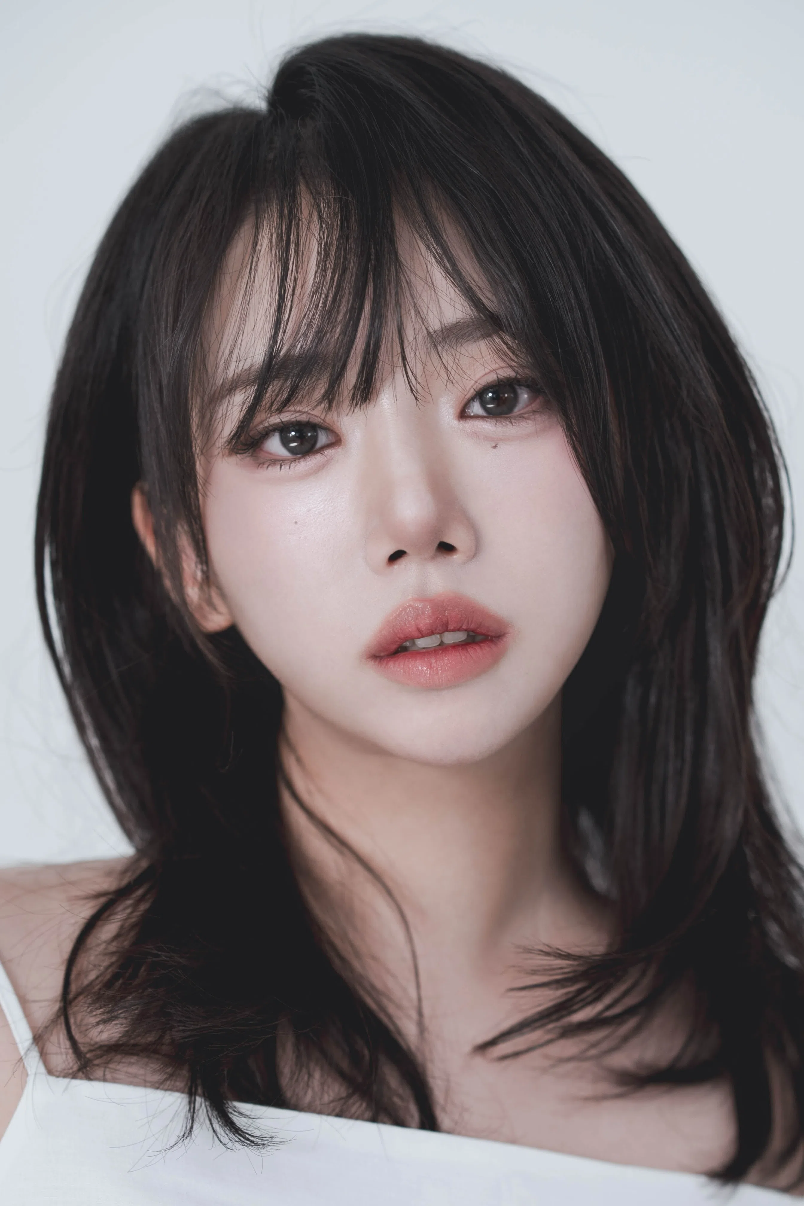 Photo 4 is for Hyewon.