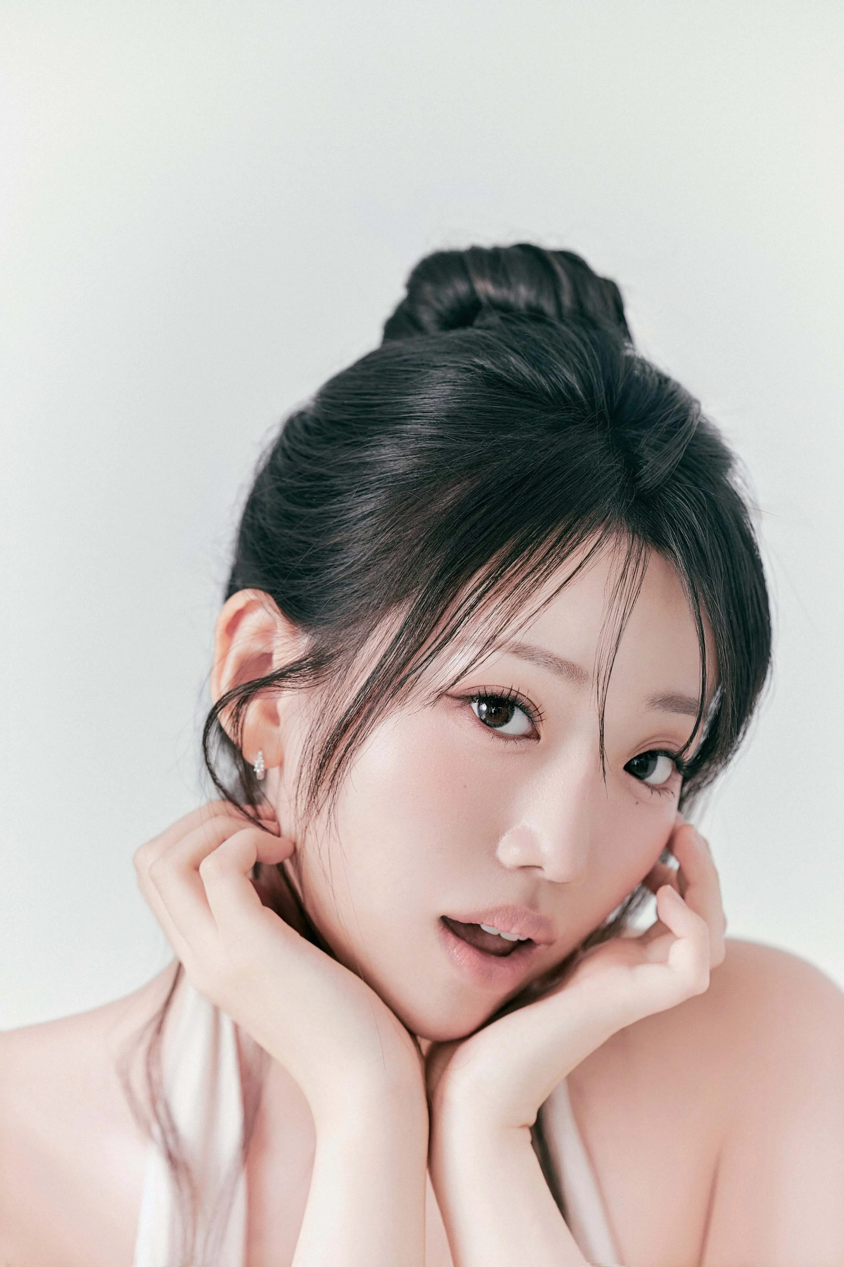 Photo 7 is for Hyewon.