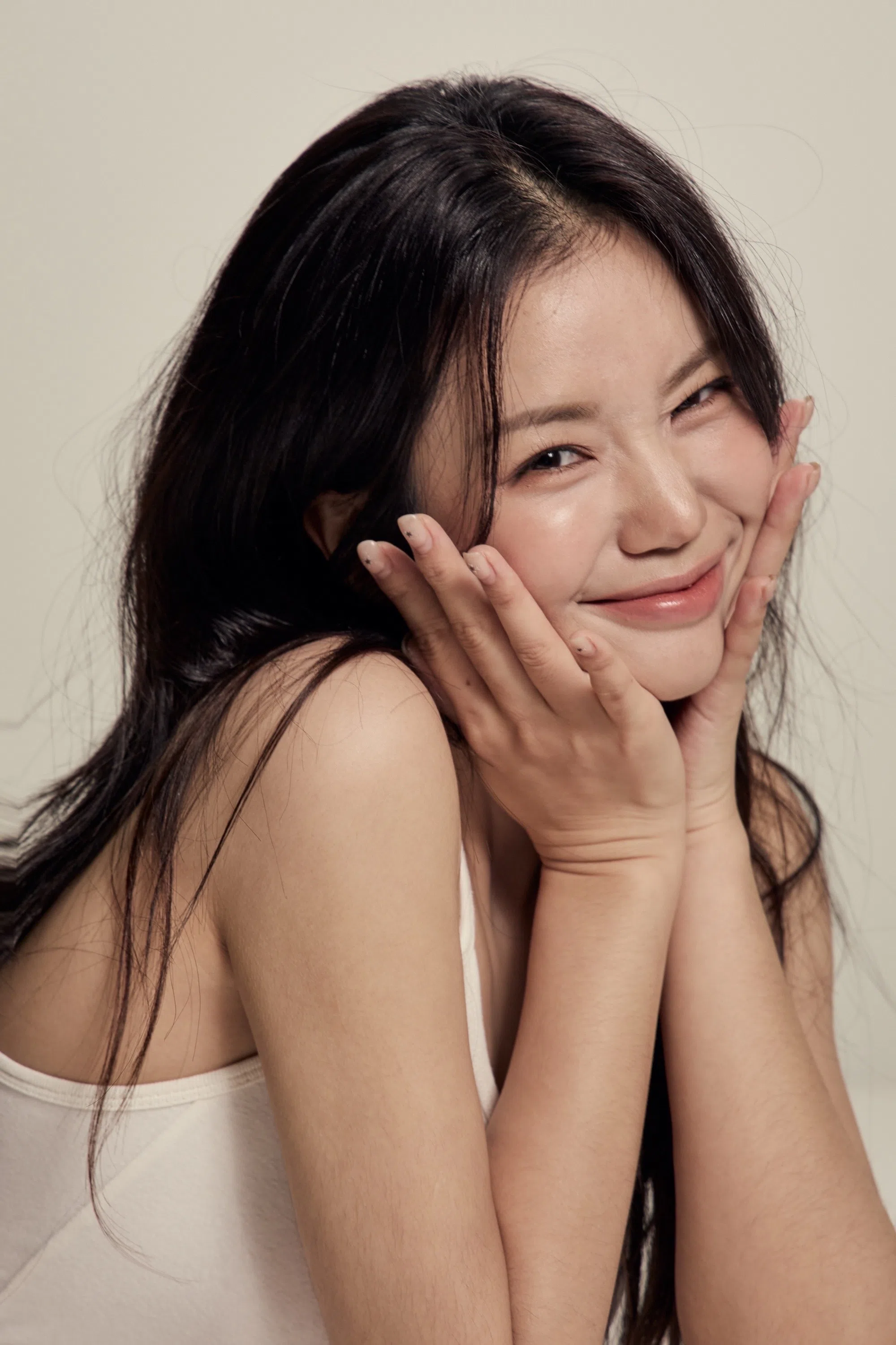 Photo 7 is for キム.