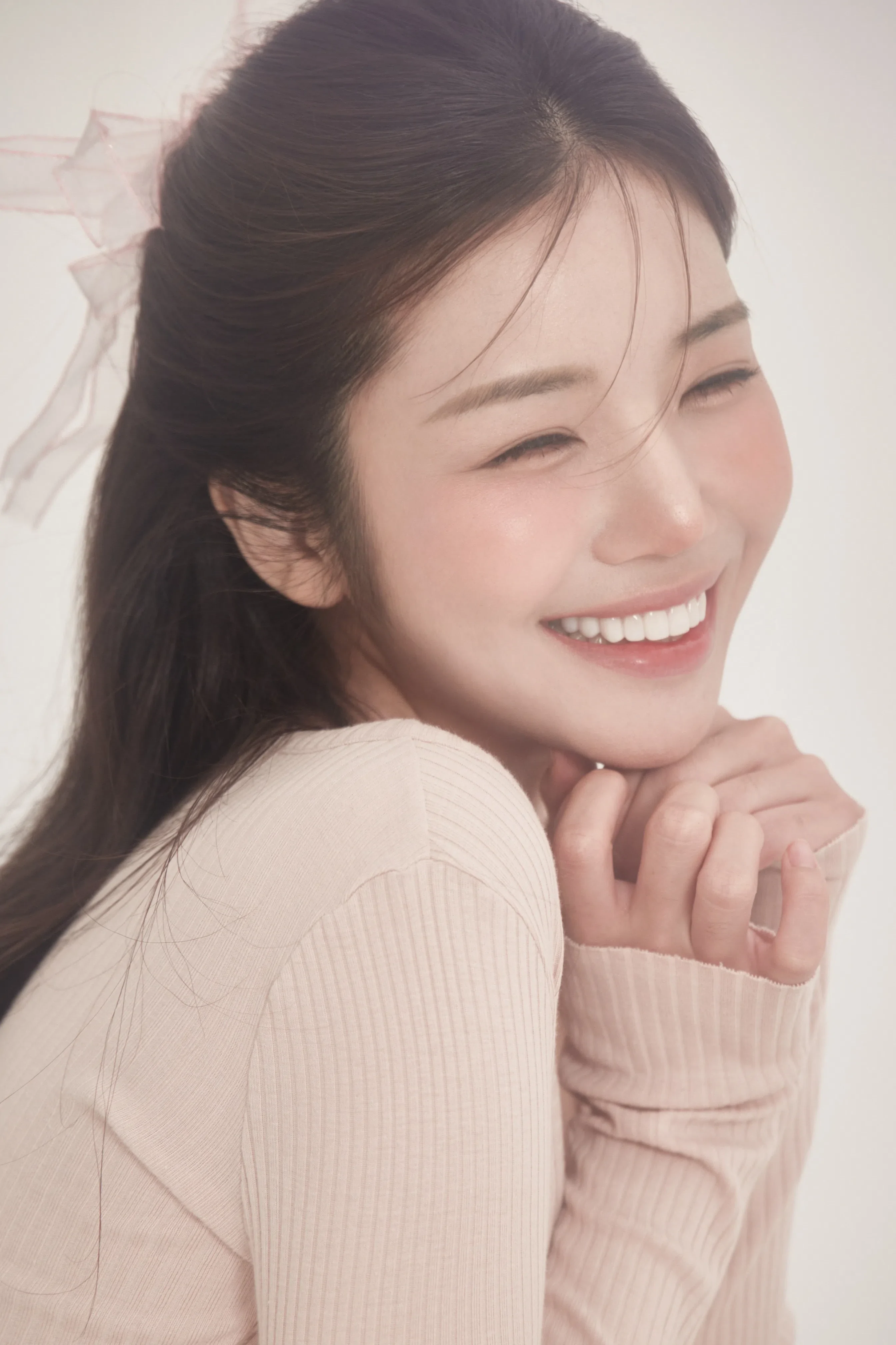 Photo 5 is for キム.