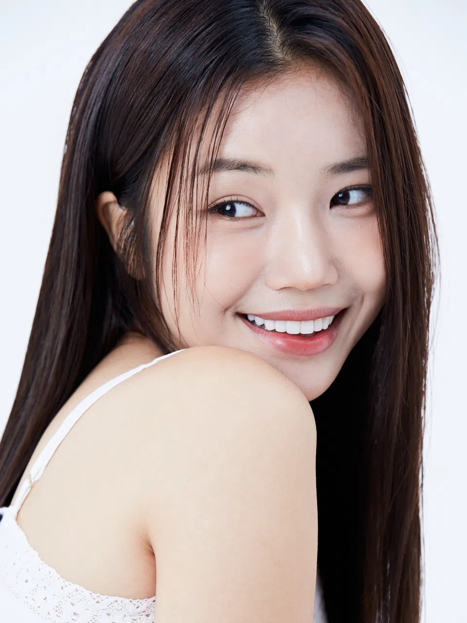 Photo 10 is for キム.