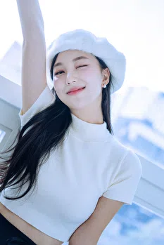 HYEJUN LEE 4160 Image other photos 3