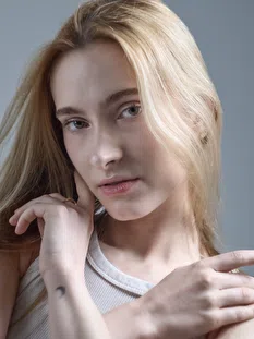 Lisa Bricmont 4166 Image other photos 10