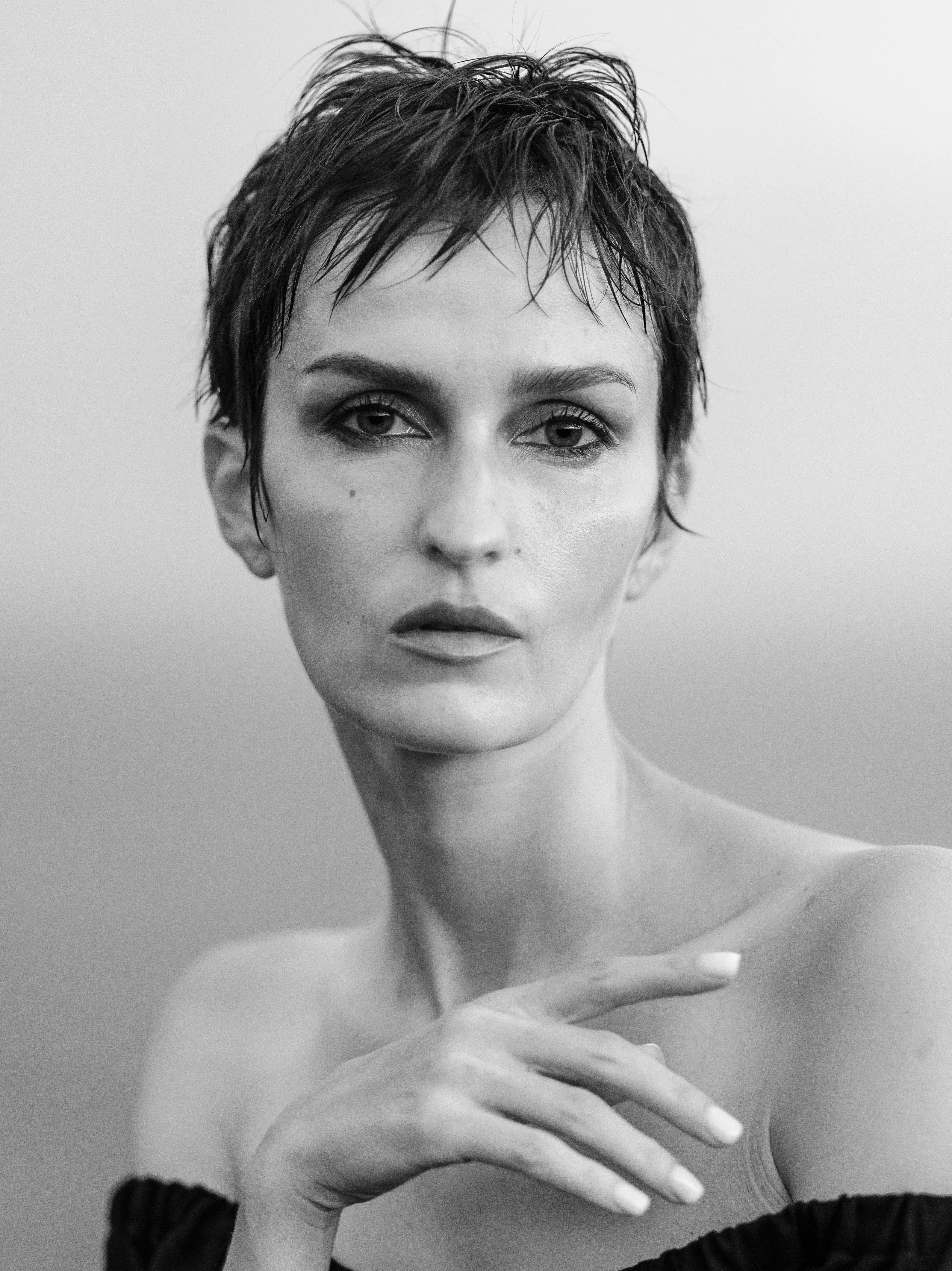 アレクサンドラ・スワン