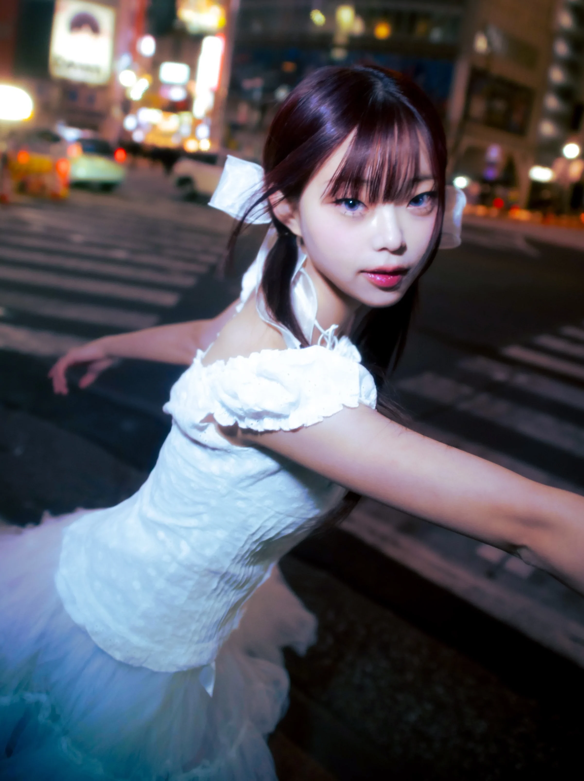 Photo 2 is for イェジン.