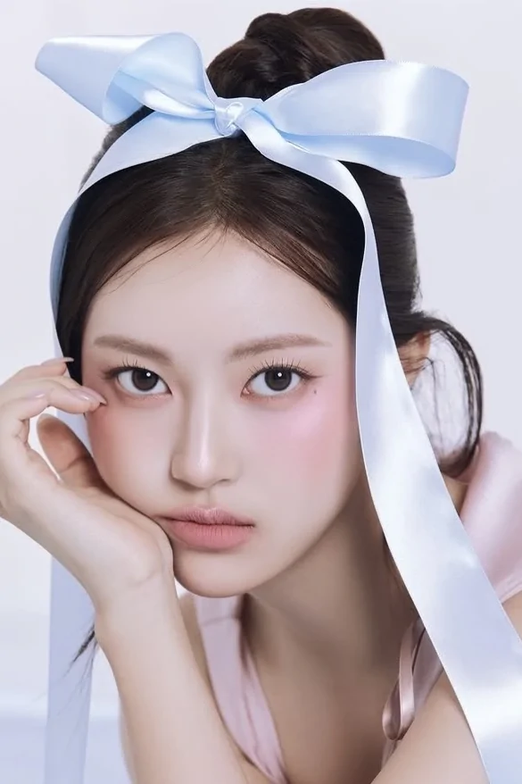 Photo 3 is for ソヨン.