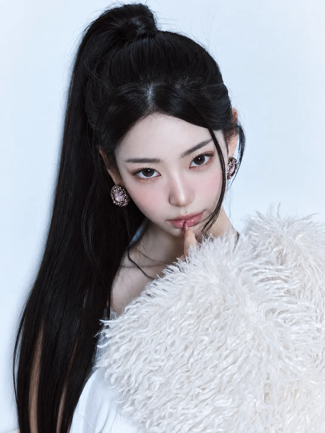 YOONSEO - モデル - Liliana Models