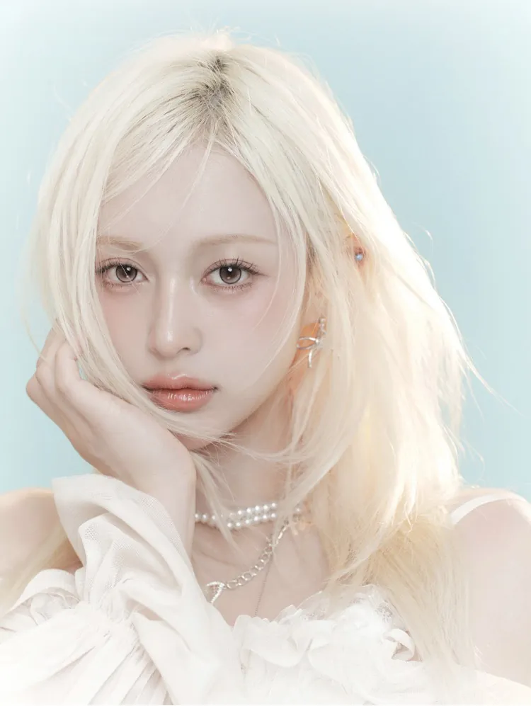 yu-na - モデル - Liliana Models