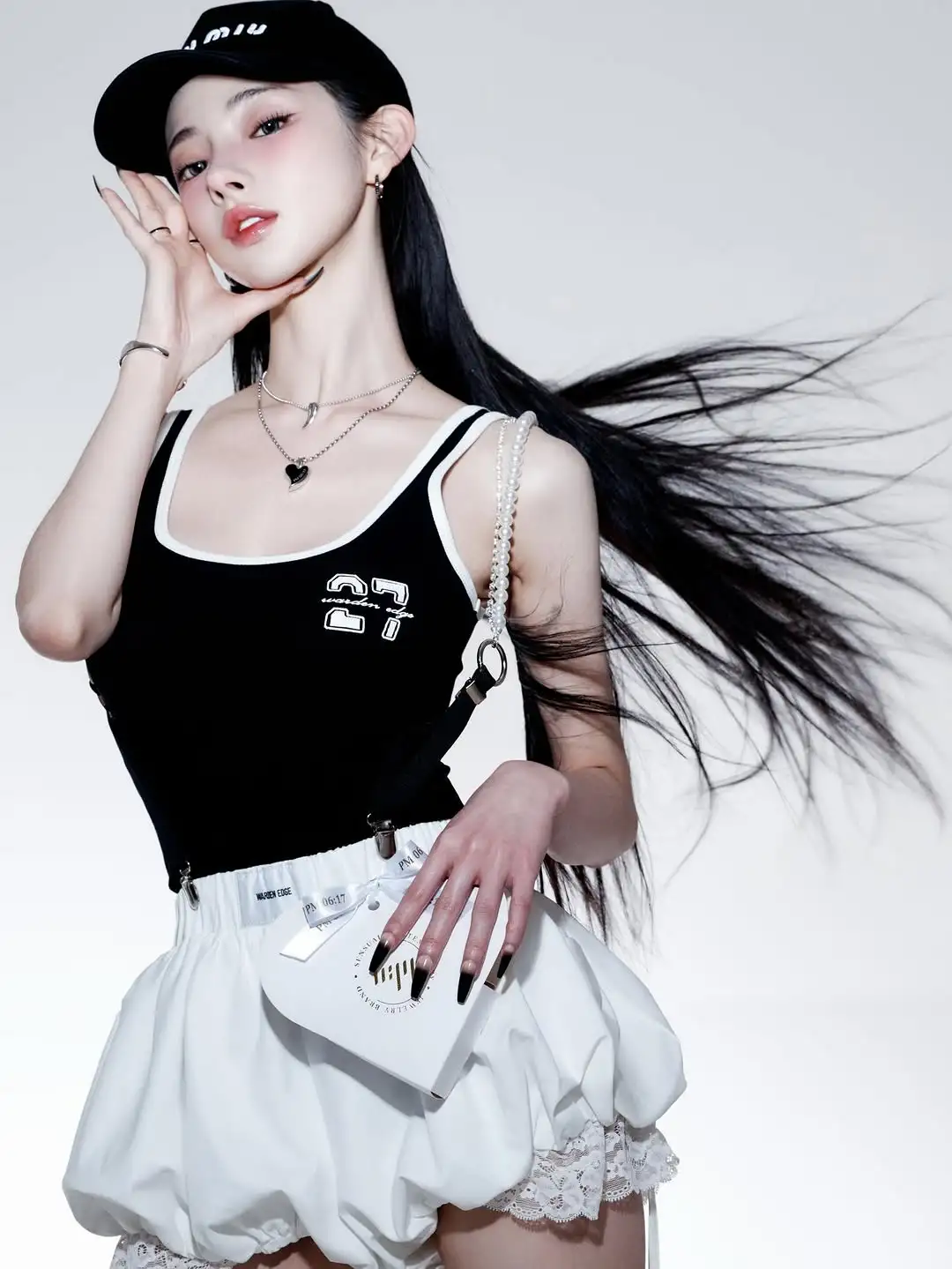 Photo 7 is for Eunji.