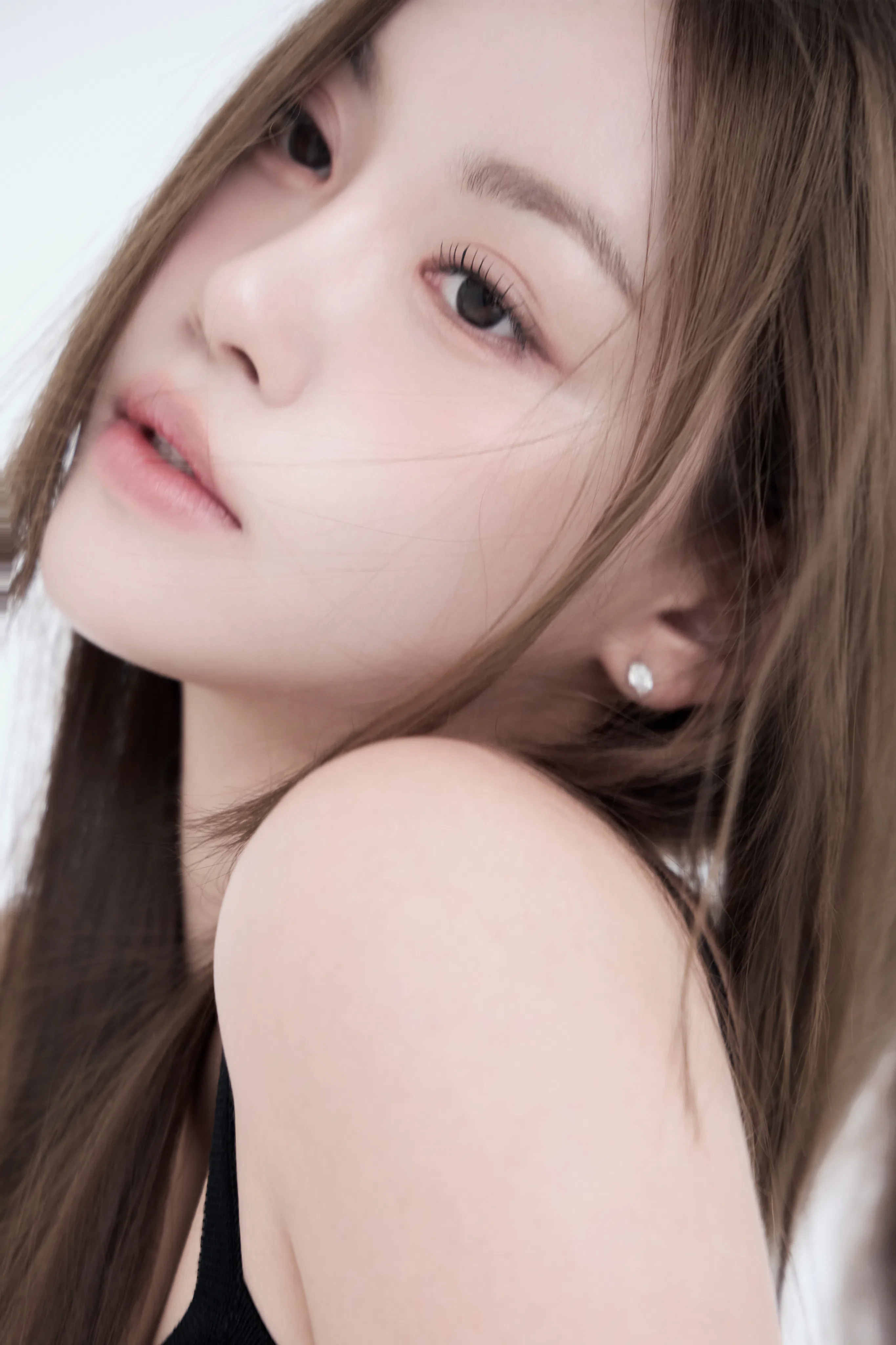 YOOSOO - Model - Liliana Models