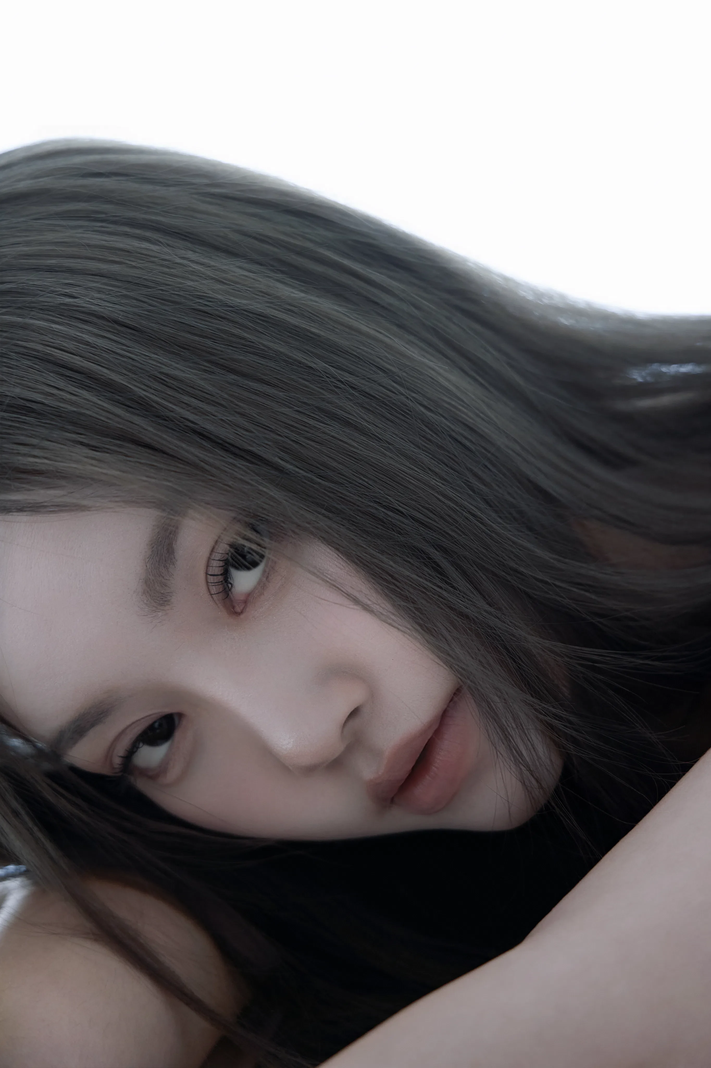 YOOSOO - Model - Liliana Models