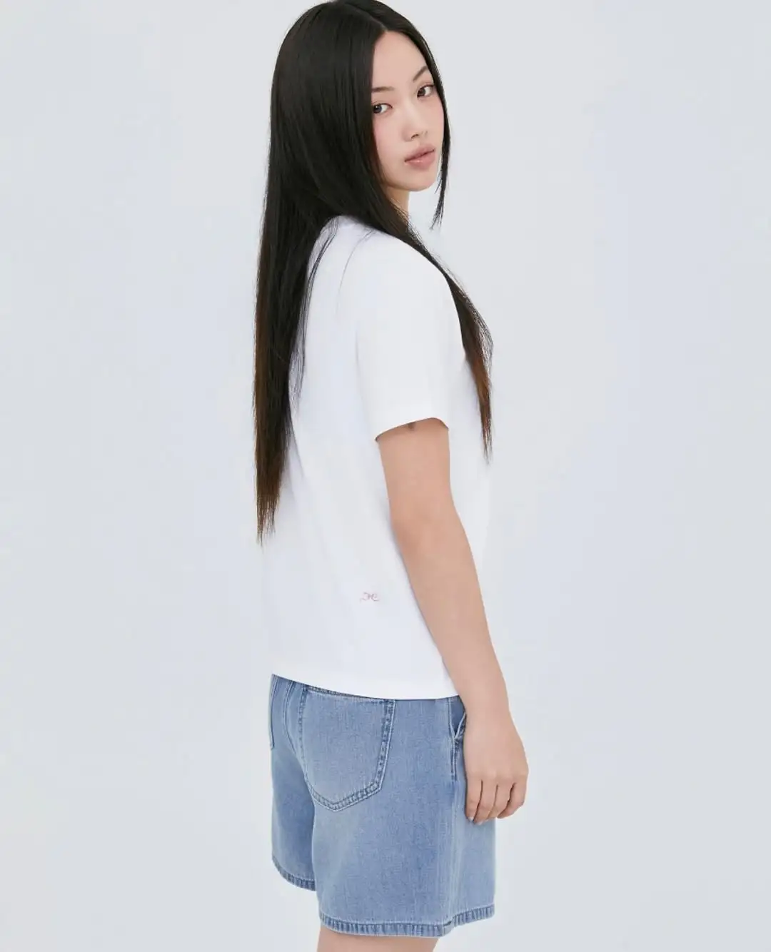 Photo 7 is for ユン・ダヘ.