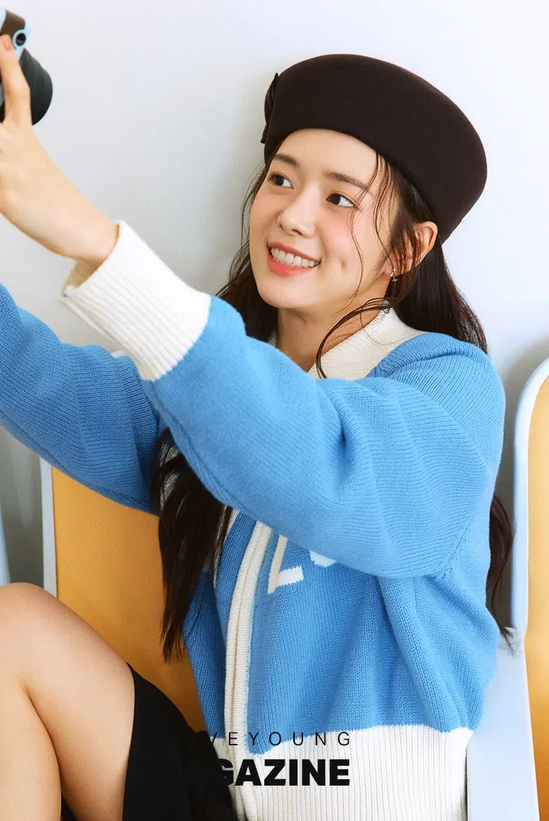 Photo 3 is for ヘウォン.