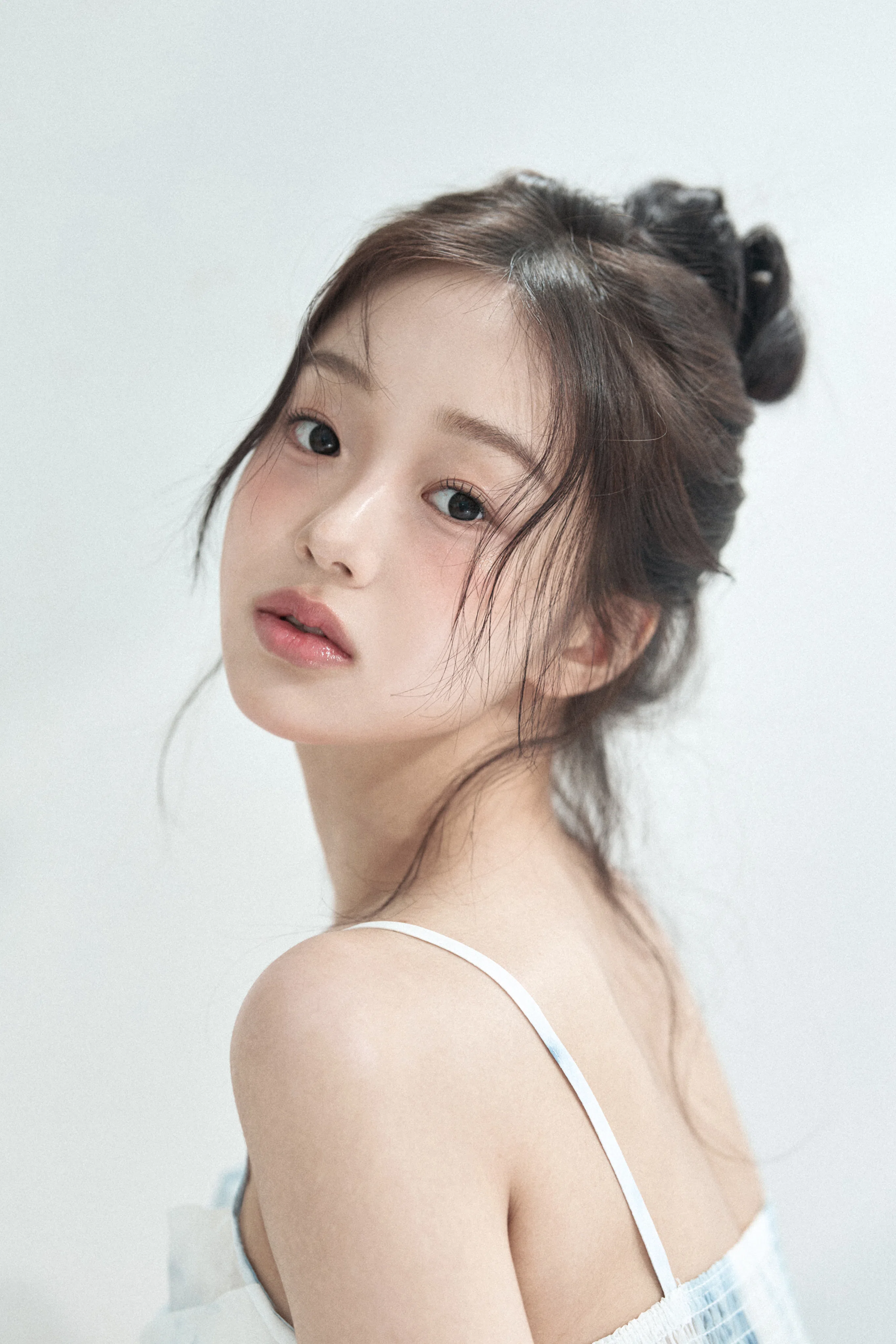 HAEYOUNG - Model - Liliana Models