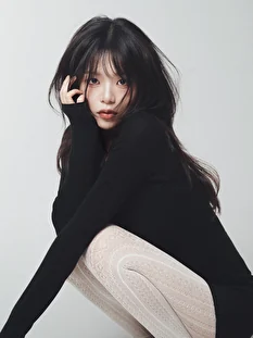 HYEWON LEE 4394 Image other photos 2
