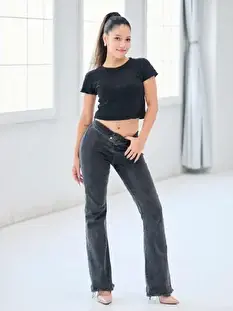 Nina 4481 Full length photo